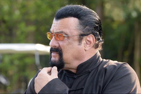 Стивен Сигал внесен в "черный список" "Миротворца"