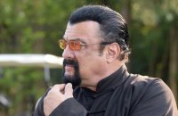 Стивен Сигал внесен в "черный список" "Миротворца"