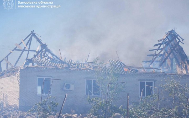 Росіяни атакували село на Запоріжжі: близько сотні будинків зруйновано, є постраждалі
