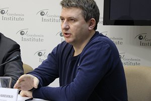 ​Власть должна вернуть контроль над ситуацией, чтобы не потерять Украину, - эксперт