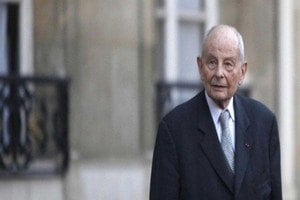 Во Франции судят фармацевта