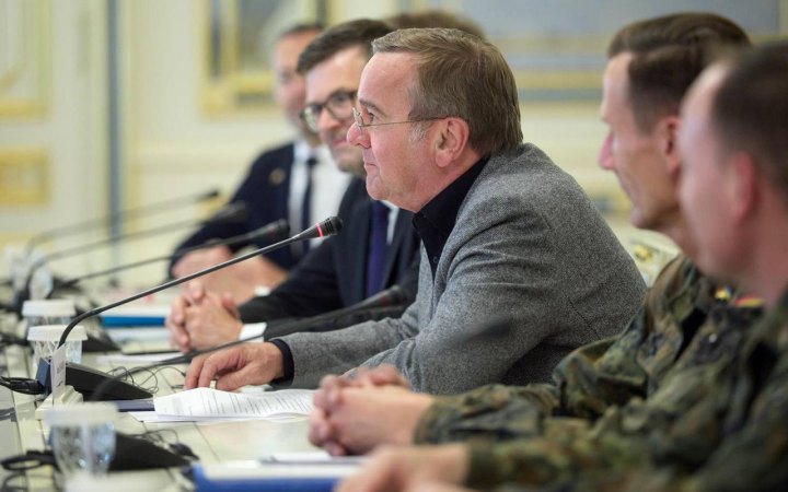 Україна та Німеччина розвиватимуть шість проектів оборонного виробництва