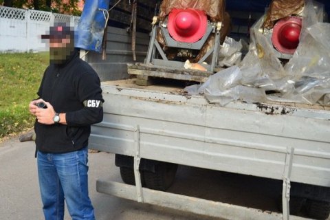 ​Командир роты воинской части в Киевской области пытался продать два двигателя к МИ-8
