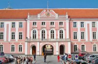 На парламентських виборах в Естонії лідирує опозиційна партія