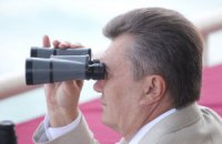 Янукович возглавил топ-10 владельцев лучших пляжей Крыма