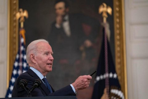 США поставили целью вакцинировать 70% взрослого населения до 4 июля