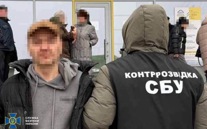 СБУ викрила агента РФ, який агітував українців, щоб зареєструвати на них російські Старлінки