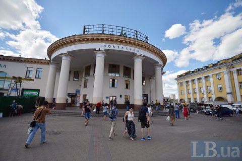 Київський метрополітен попереджає про можливе закриття станції "Вокзальна" на вхід до 26 серпня у зв'язку з ремонтом ескалатора