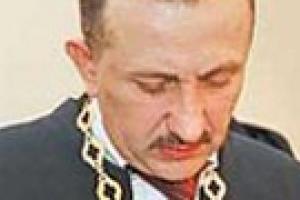 Суд продлил арест Зварыча на 2 месяца