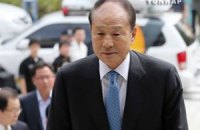 Брата президента Южной Кореи приговорили к 2 годам тюрьмы