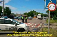 Двух девочек на роликах сбил автобус в Борисполе, одна из них погибла