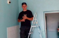Спасатели вытащили котенка из вентиляционной шахты больницы в Боярке