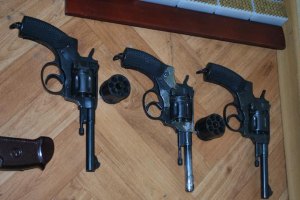 ​Милиция изымает у населения Донецка оружие и взрывчатку 