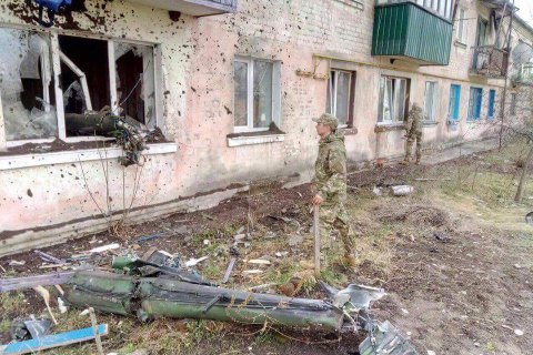 Cклади в Балаклії підірвали з безпілотника (оновлено)