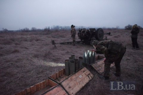 Трое военных ранены за сутки на Донбассе