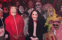 "Бавария" подверглась жесткой критике за костюм "террориста" одного из своих игроков на Хэллоуин