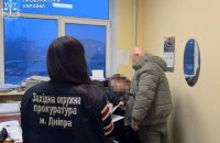 Повідомлено про підозру лікарям-травматологам, які випадково оперували дитині здорову руку