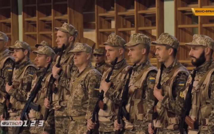 Основная команда ФК "Прикарпатье" почти в полном составе вступила в ряды ВСУ