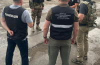 На Чернігівщині службовців військової частини підозрюють у розкраданні пального для техніки захисників