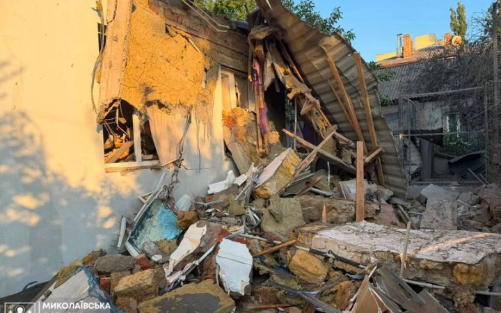 Ворог атакував Миколаївщину дронами та ракетами. Постраждала жінка