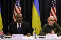 Резніков і Остін обговорили постачання танків Україні 