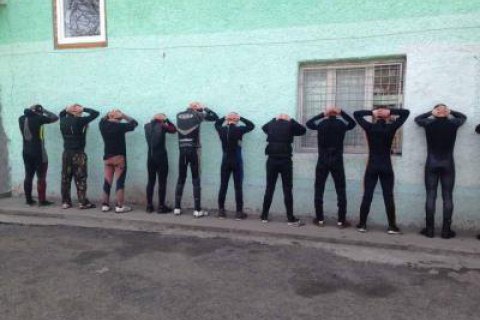На границе с Румынией задержали 14 контрабандистов - "водолазов"
