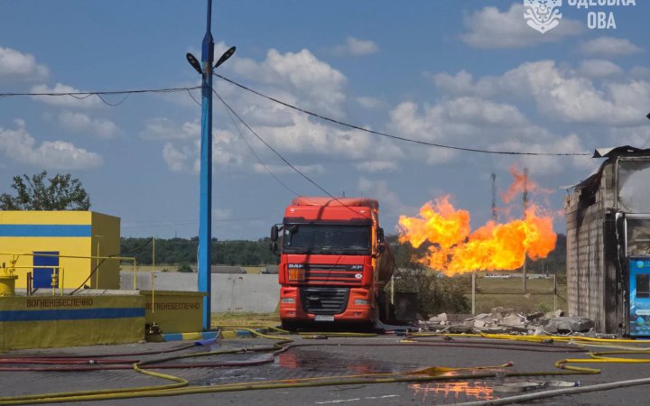 Ворожий дрон атакував АЗС на півдні Одещини (доповнено)