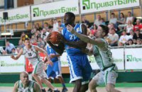 "Азовмаш" выгрыз победу у "Мавп"