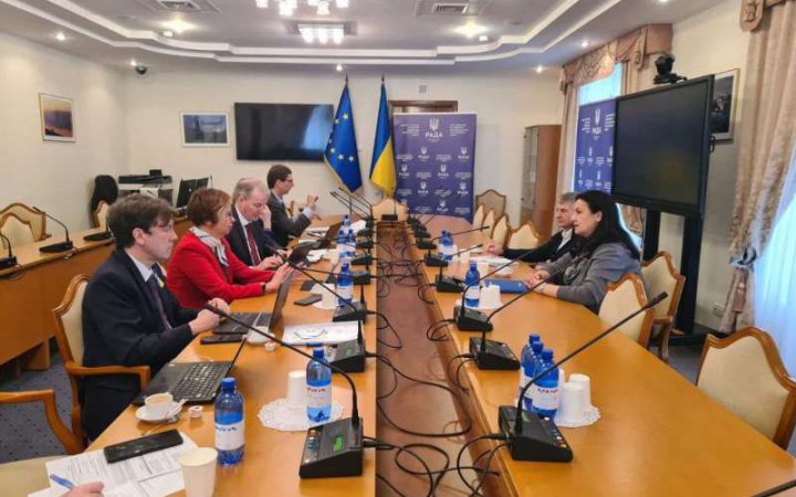 У Єврокомісії закликали Україну наблизити транспортне законодавство до стандартів ЄС
