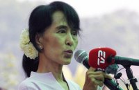 Лидер оппозиции Мьянмы пообещала возглавить страну, встав “над президентом”
