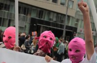 В Москве проходят акции в поддержку Pussy Riot