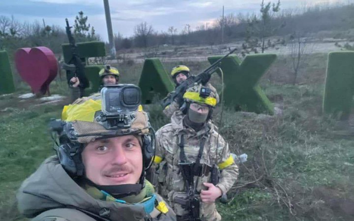 На Бахмут і Соледар перекинуть додаткові війська, — Зеленський