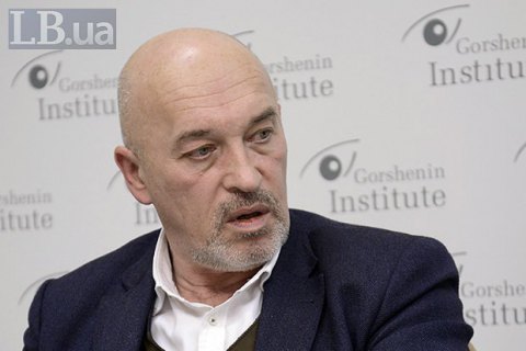 К законопроекту о реинтеграции Донбасса на 14 страницах подано поправок на 800 страниц, - Тука