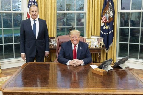 Трамп предостерег Лаврова от вмешательства в выборы, но глава МИД РФ такого не помнит