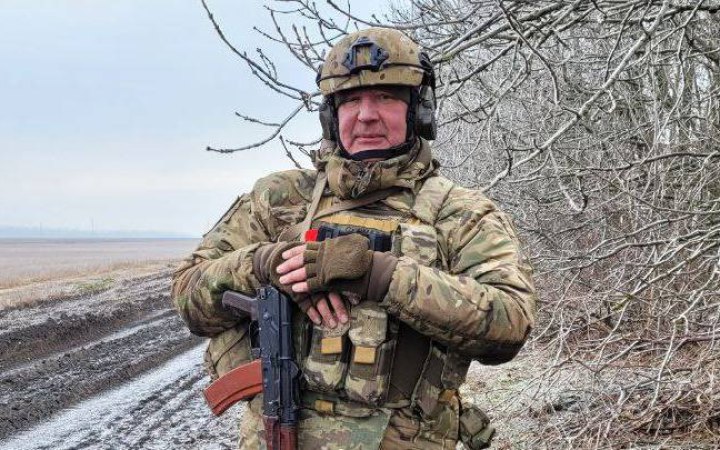 Рогозін надіслав Макрону осколок зі своєї спини