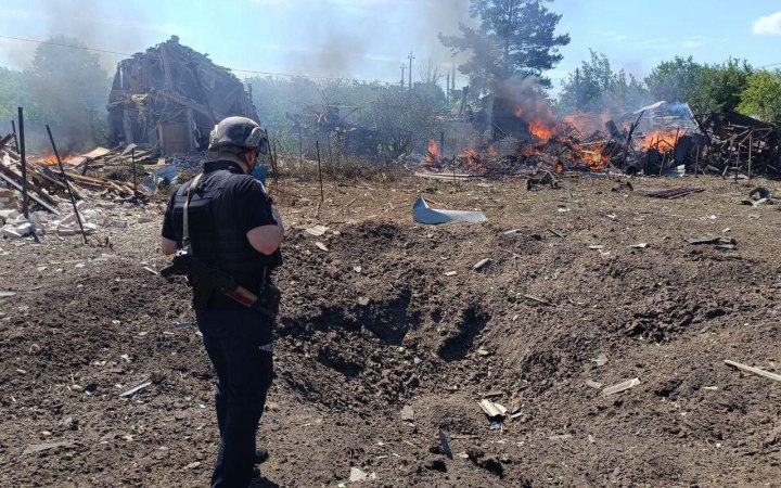 КАБ та касетні боєприпаси: внаслідок сьогоднішніх обстрілів півночі Донеччини 4 людини загинули і 4 поранені