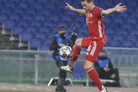 "Бавария" может оштрафовать одного из своих лидеров на €549 тыс. из-за отказа от вакцинации