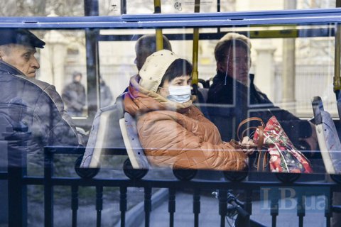 Ковід в Україні: за добу виявили 41,6 тис. хворих, одужали 16,6 людей