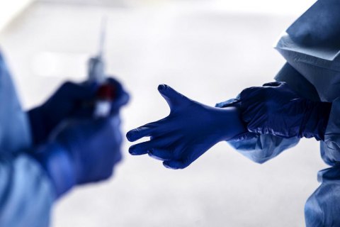 Смертність від COVID-19 за 2-3 тижні може сягнути пікових значень осінньої хвилі, – НАН