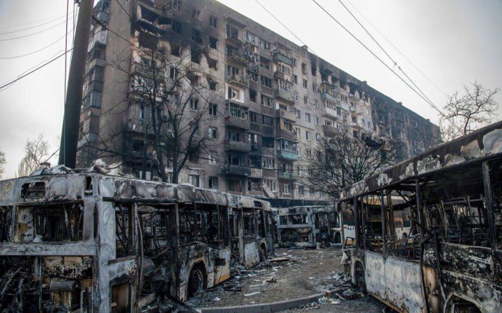 Росіяни не пропускають жодних гуманітарних вантажів в Маріуполь, – радник мера