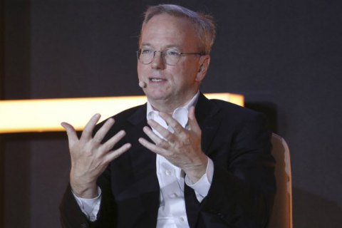 Глава материнской компании Google уйдет в отставку