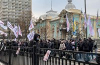 ФЛП пытались прорваться в здание Верховной Рады (обновлено)