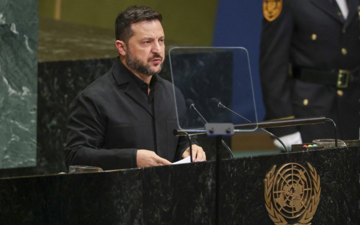 Президент Зеленський закликає партнерів посилити тиск на РФ після нічних обстрілів