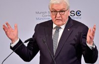 Президент Німеччини попередив про загрозу соцмереж для демократії і закликав посилити їхнє регулювання
