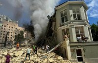 Ракетні удари. Росія б'є по дітях і промисловості