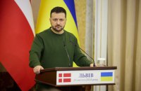 Зеленський: Шмигаль і профільні міністр нині будуть на кордоні з Польщею