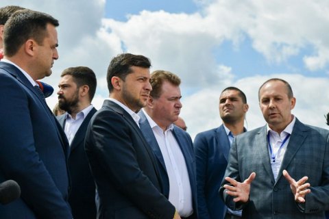 Зеленский хочет, чтобы в Черкассах был аэропорт