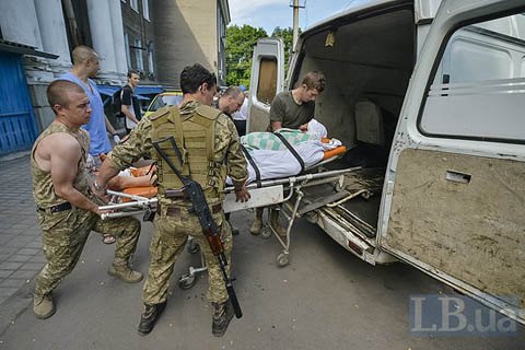 За добу в зоні АТО поранено чотирьох військовослужбовців
