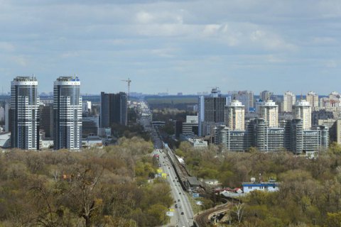 В среду в Киеве до +16, днем кратковременный дождь