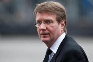 Главу администрации Меркель обвинили в давлении на СМИ